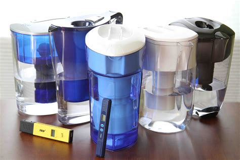 Water Filter Pitchers 